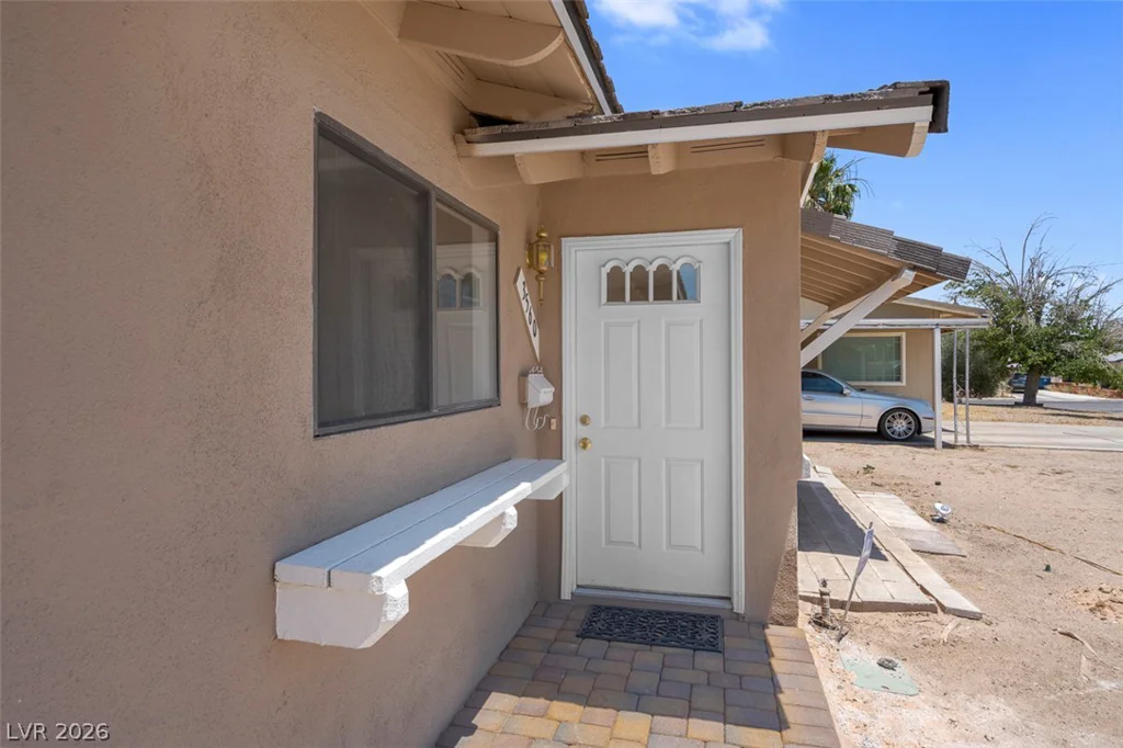 3560 Regents, Las Vegas, NV 89121