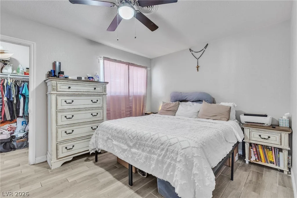 4629 San, Las Vegas, NV 89120