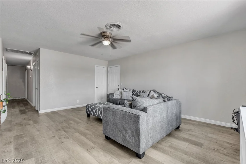 4629 San, Las Vegas, NV 89120