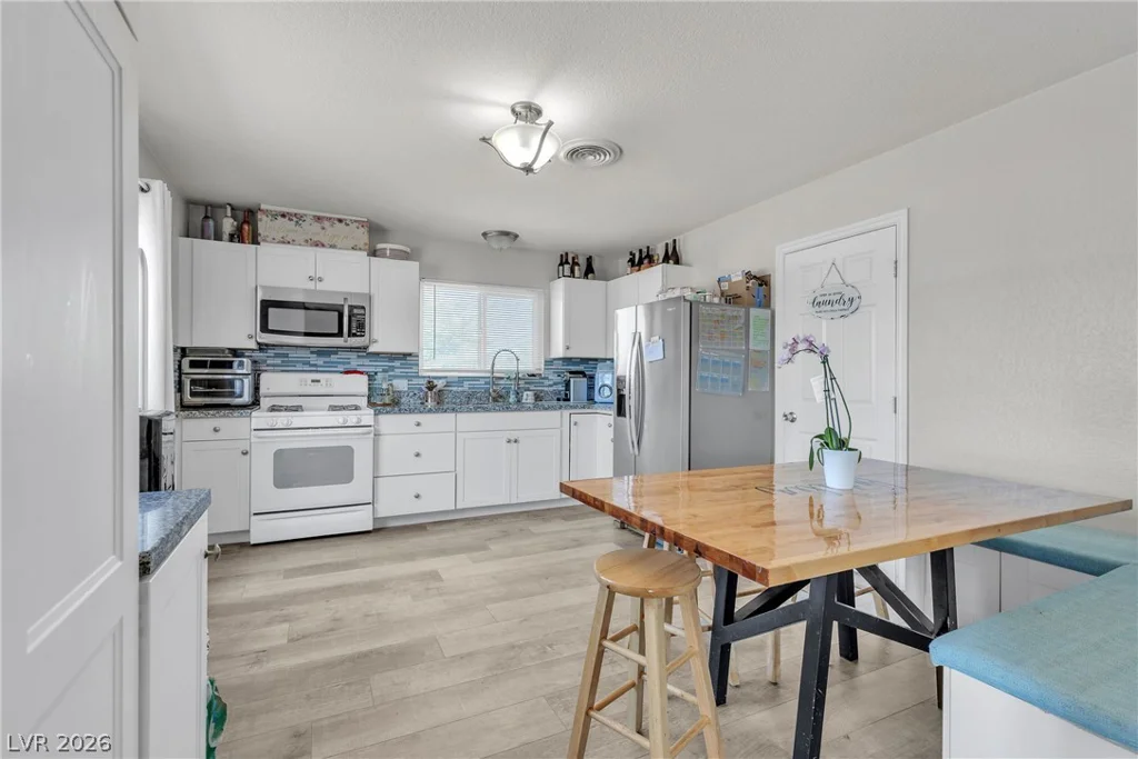 4629 San, Las Vegas, NV 89120