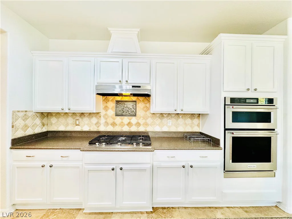 10227 Sunset Gardens, Las Vegas, NV 89135