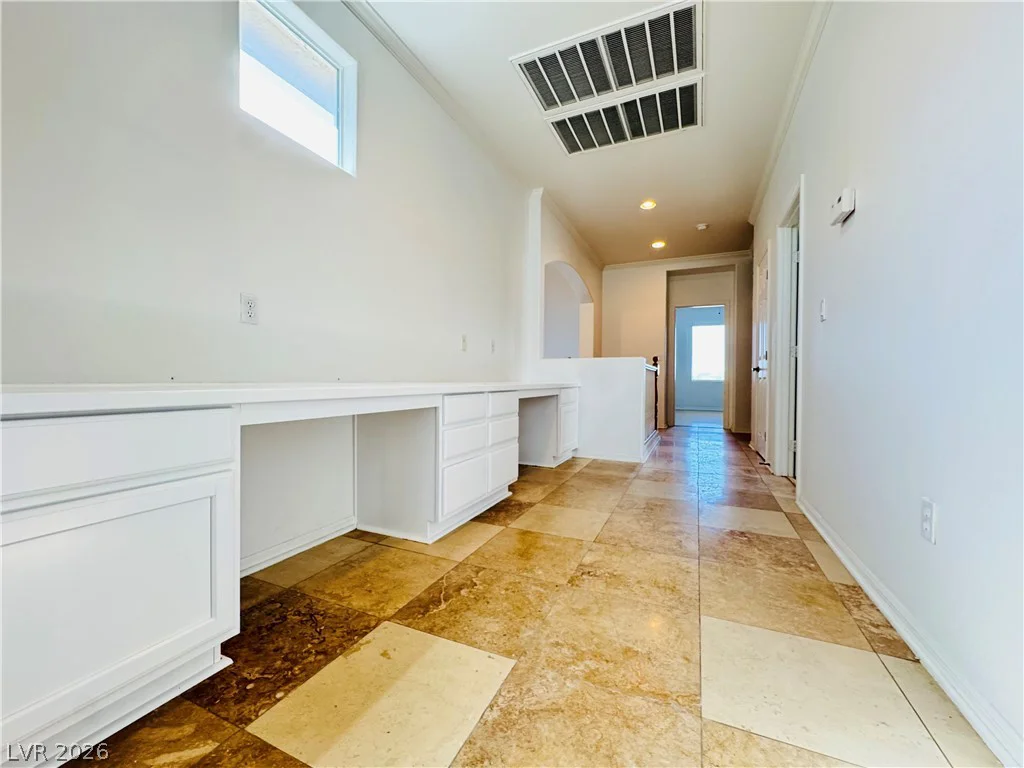 10227 Sunset Gardens, Las Vegas, NV 89135