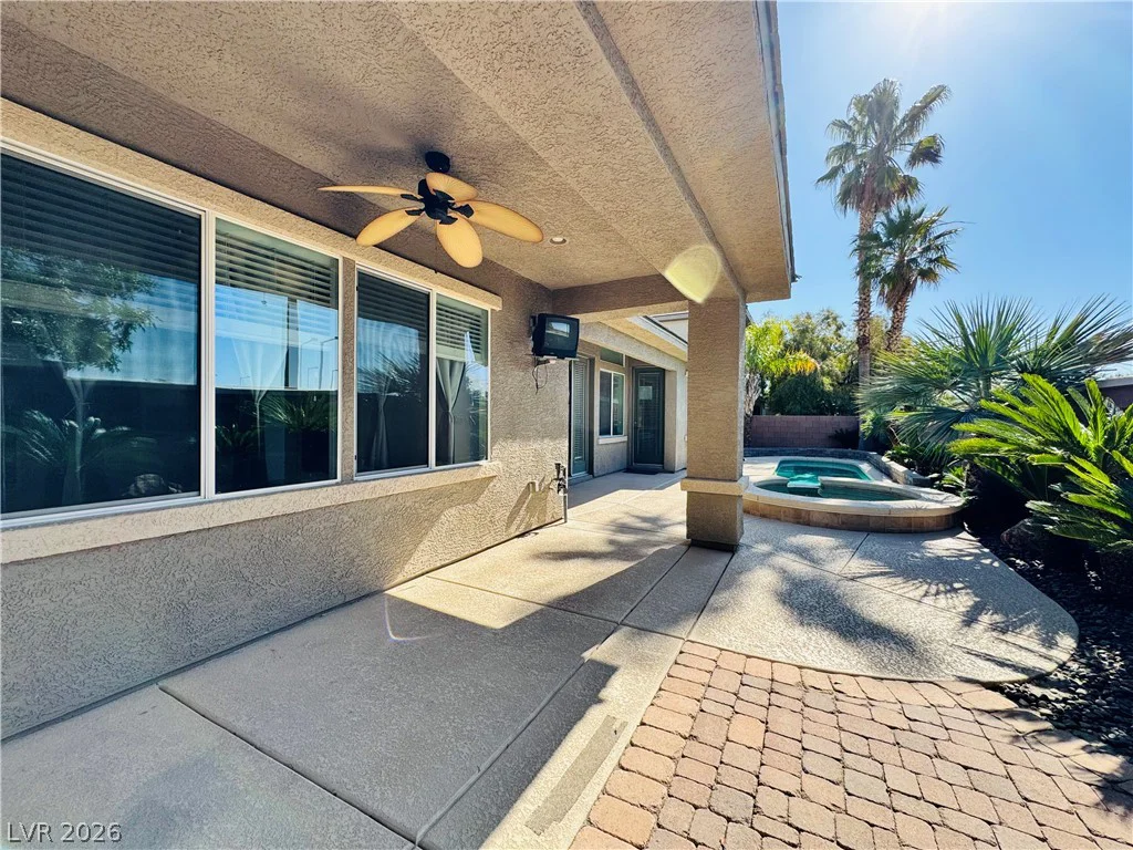 10227 Sunset Gardens, Las Vegas, NV 89135