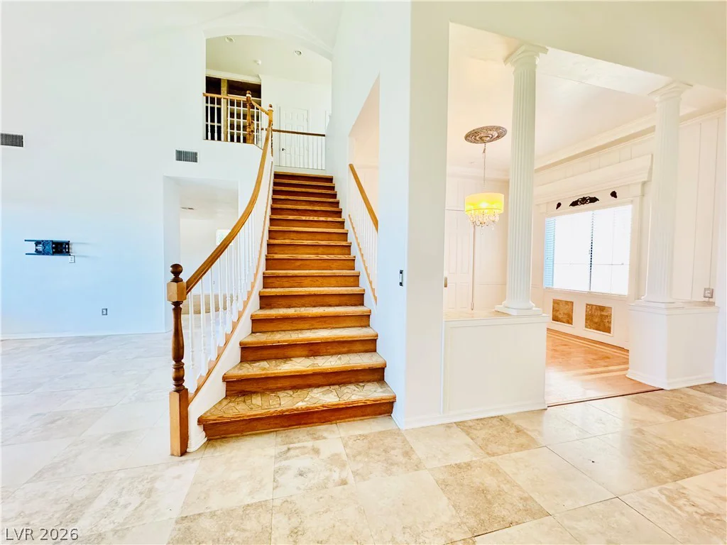 10227 Sunset Gardens, Las Vegas, NV 89135