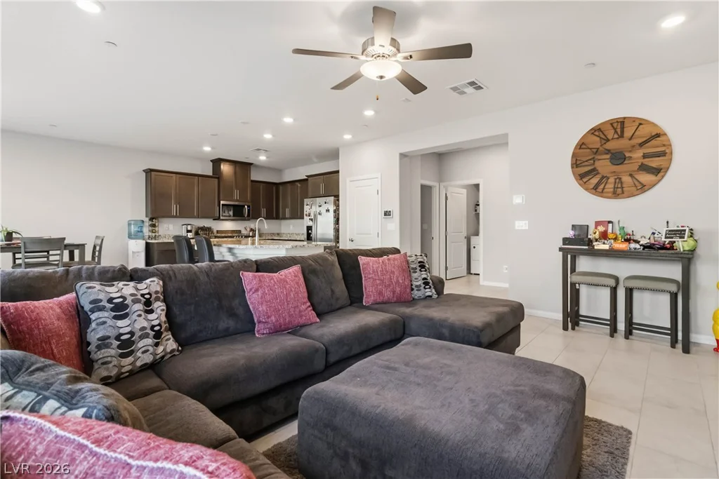4285 Sago Lily, Las Vegas, NV 89129