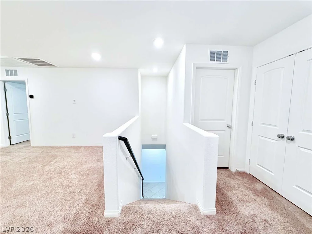 8616 Valley Village, Las Vegas, NV 89113