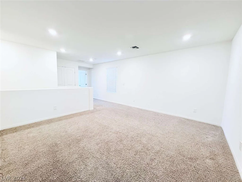 8616 Valley Village, Las Vegas, NV 89113