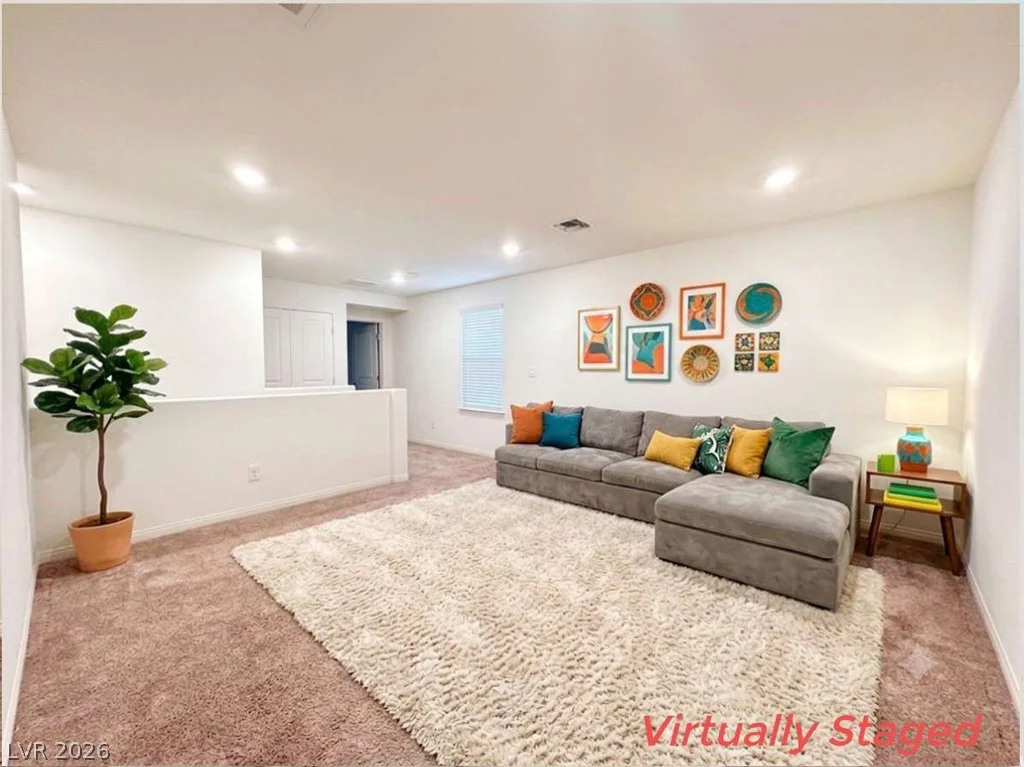 8616 Valley Village, Las Vegas, NV 89113