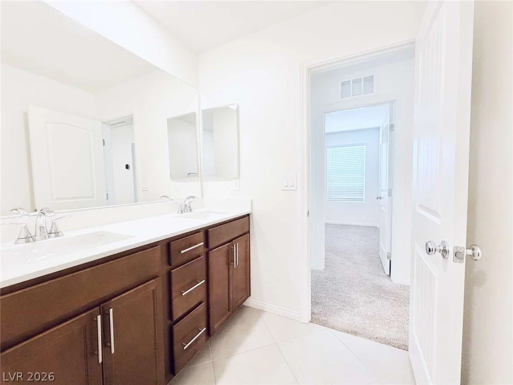 8616 Valley Village, Las Vegas, NV 89113