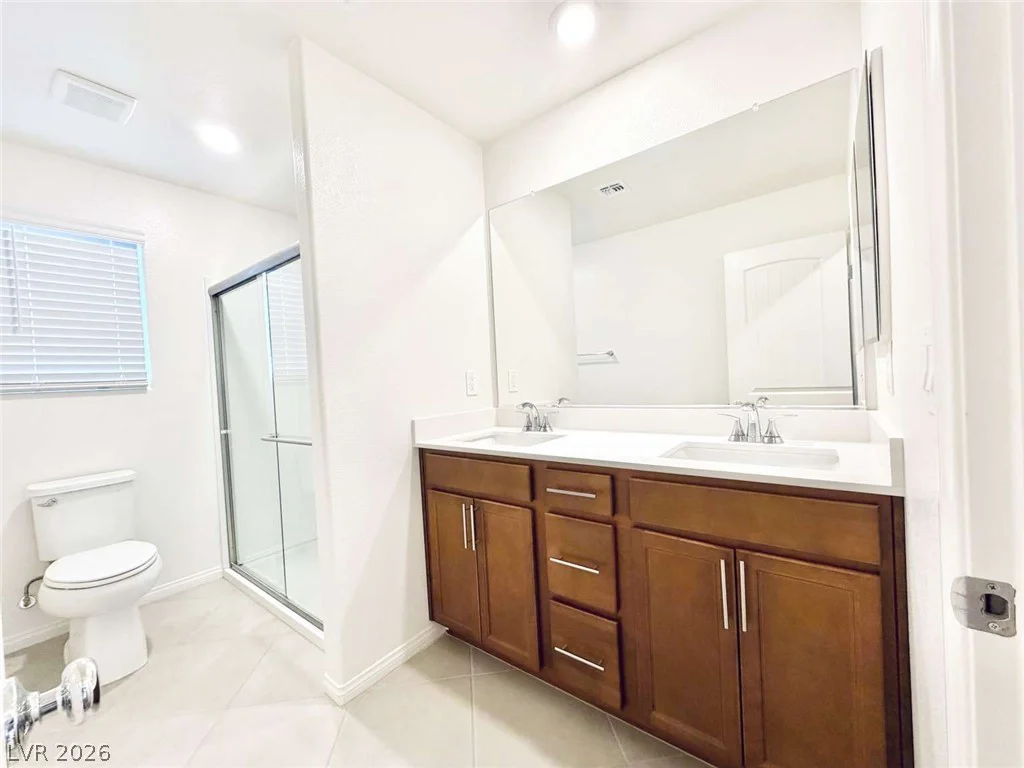 8616 Valley Village, Las Vegas, NV 89113