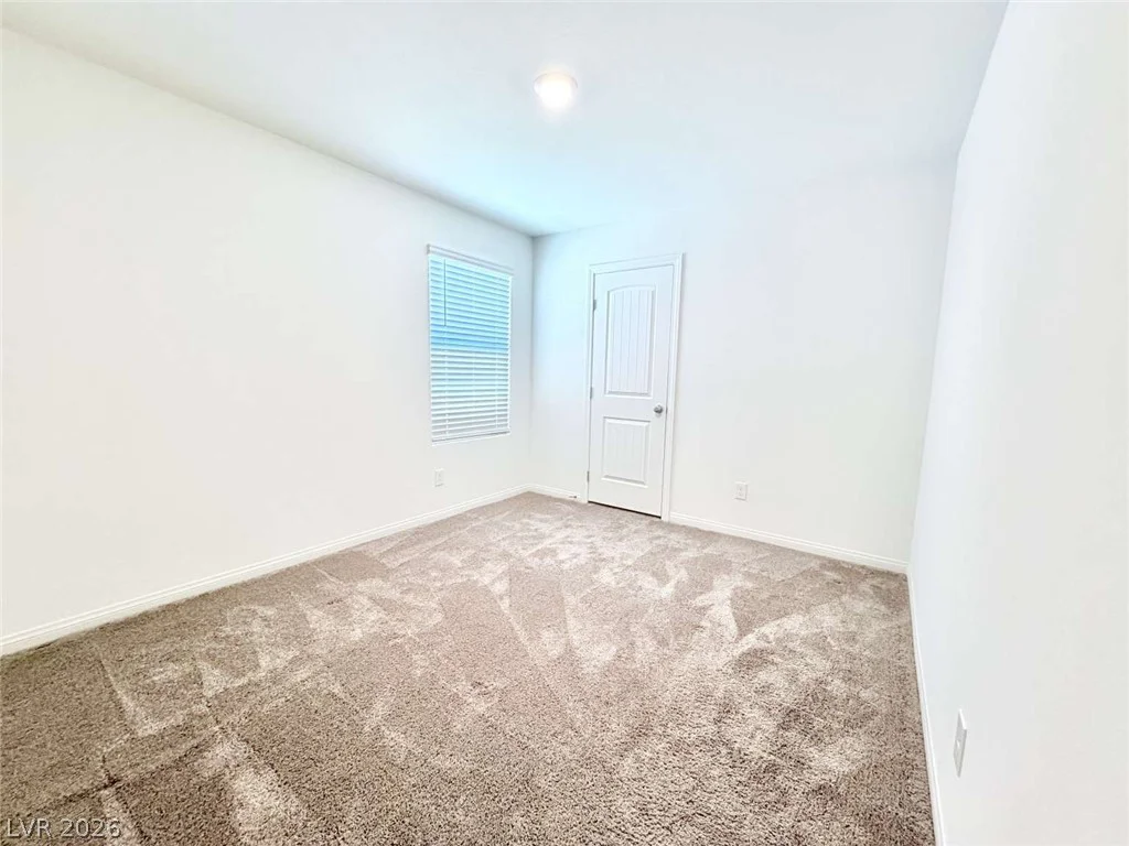 8616 Valley Village, Las Vegas, NV 89113