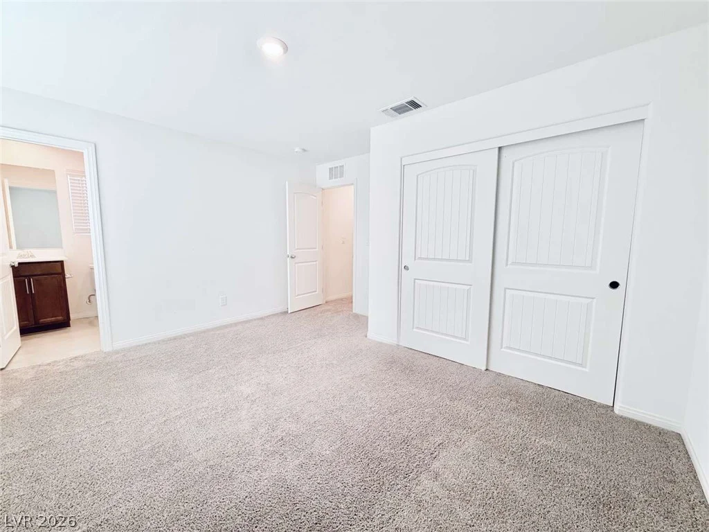 8616 Valley Village, Las Vegas, NV 89113