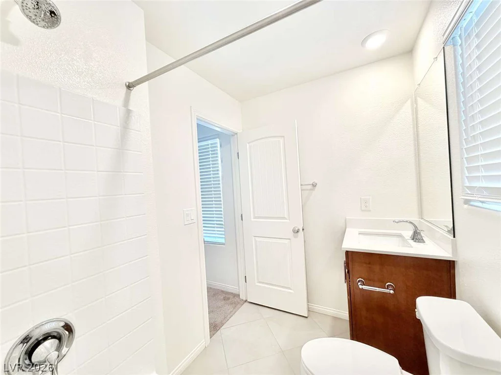 8616 Valley Village, Las Vegas, NV 89113