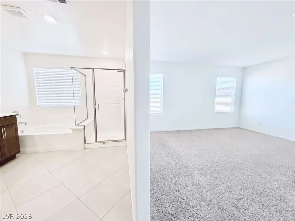 8616 Valley Village, Las Vegas, NV 89113