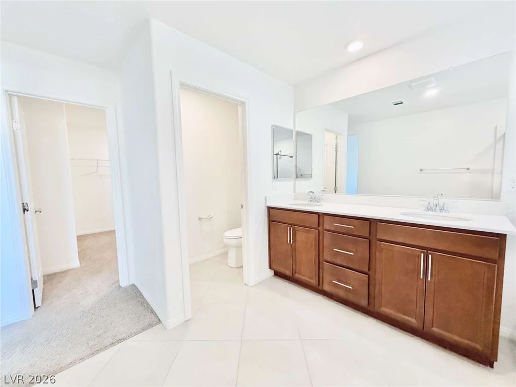 8616 Valley Village, Las Vegas, NV 89113