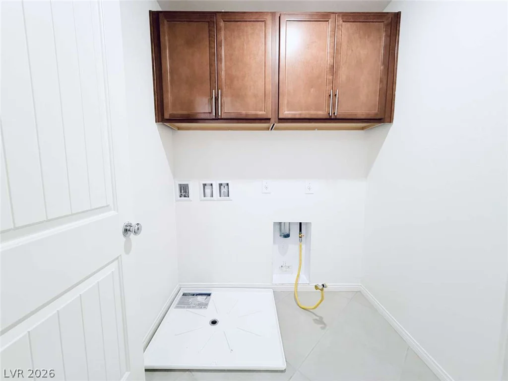8616 Valley Village, Las Vegas, NV 89113