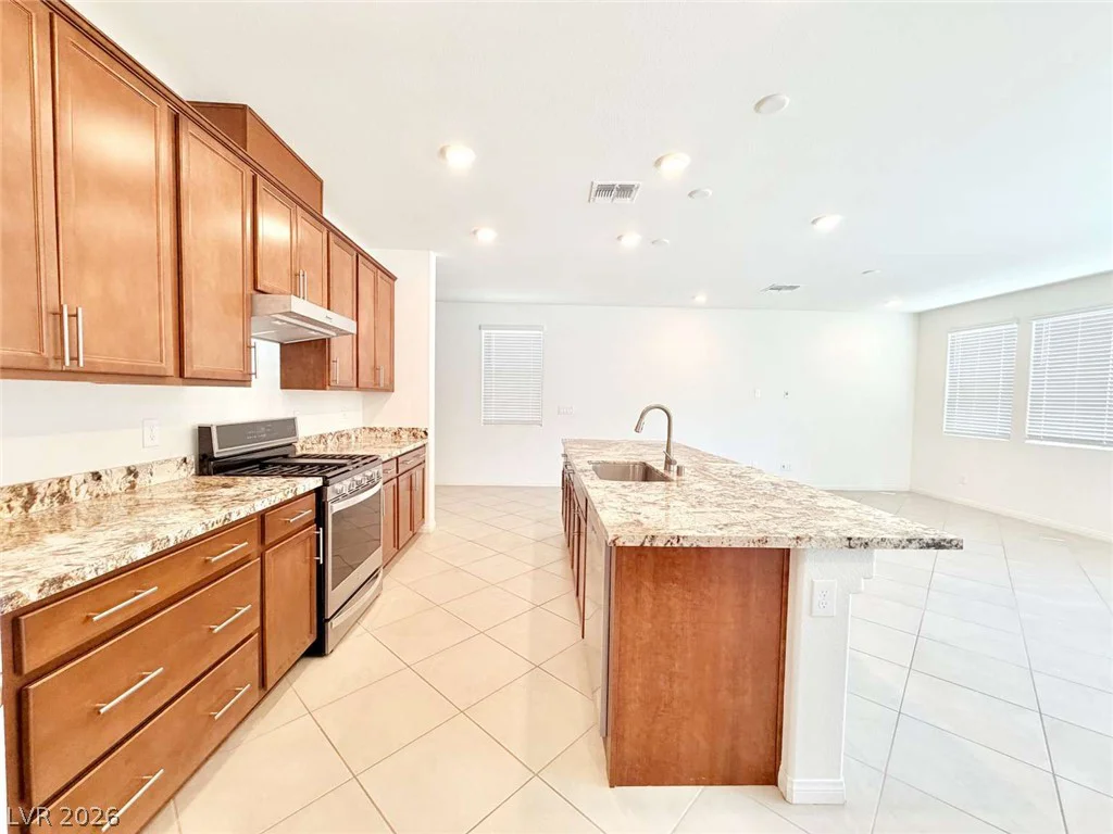 8616 Valley Village, Las Vegas, NV 89113