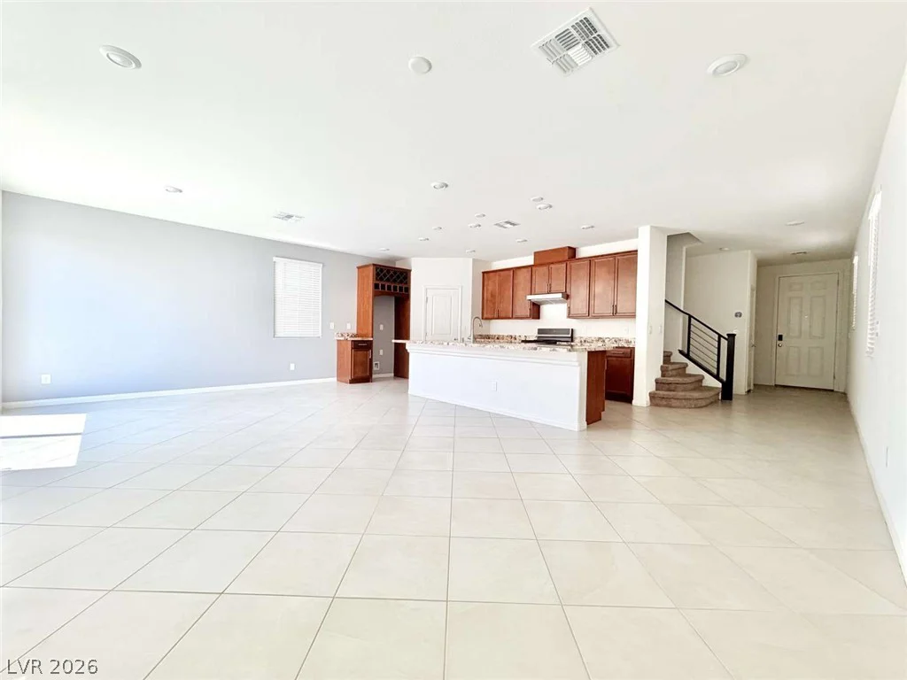 8616 Valley Village, Las Vegas, NV 89113