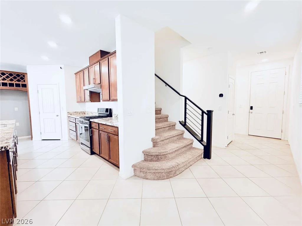 8616 Valley Village, Las Vegas, NV 89113