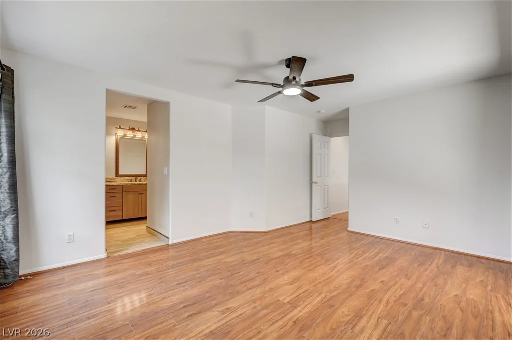 8560 Shady Pines, Las Vegas, NV 89143