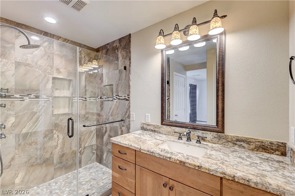 8560 Shady Pines, Las Vegas, NV 89143