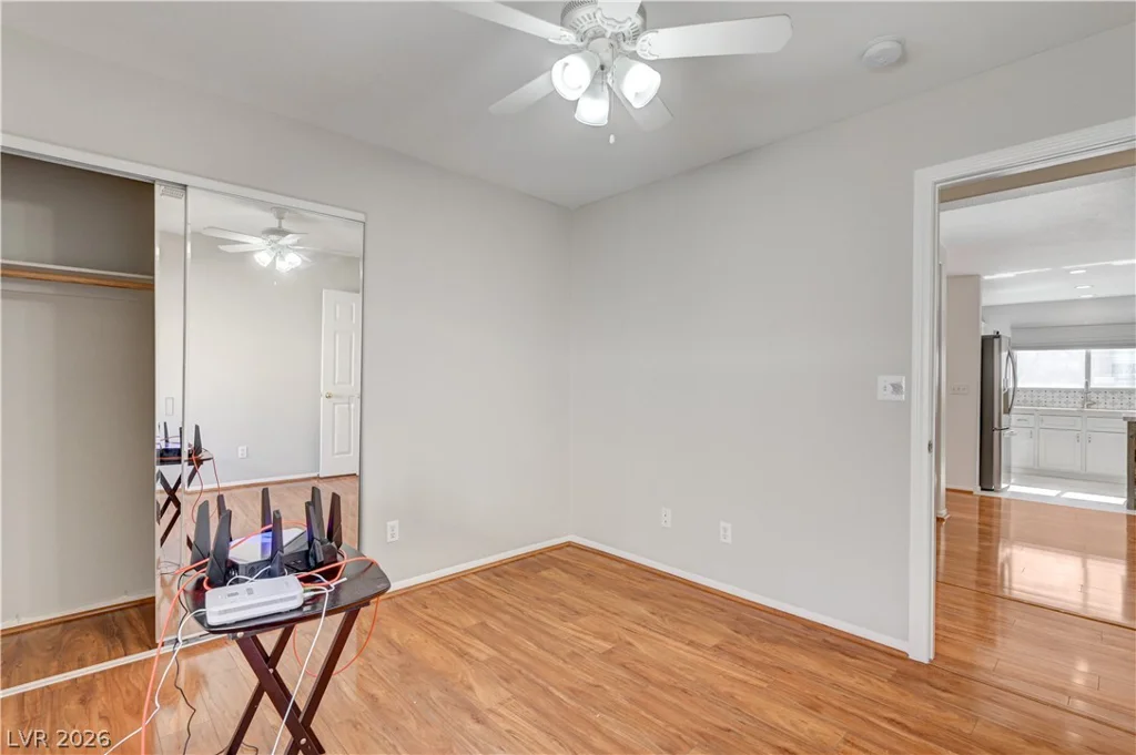 8560 Shady Pines, Las Vegas, NV 89143