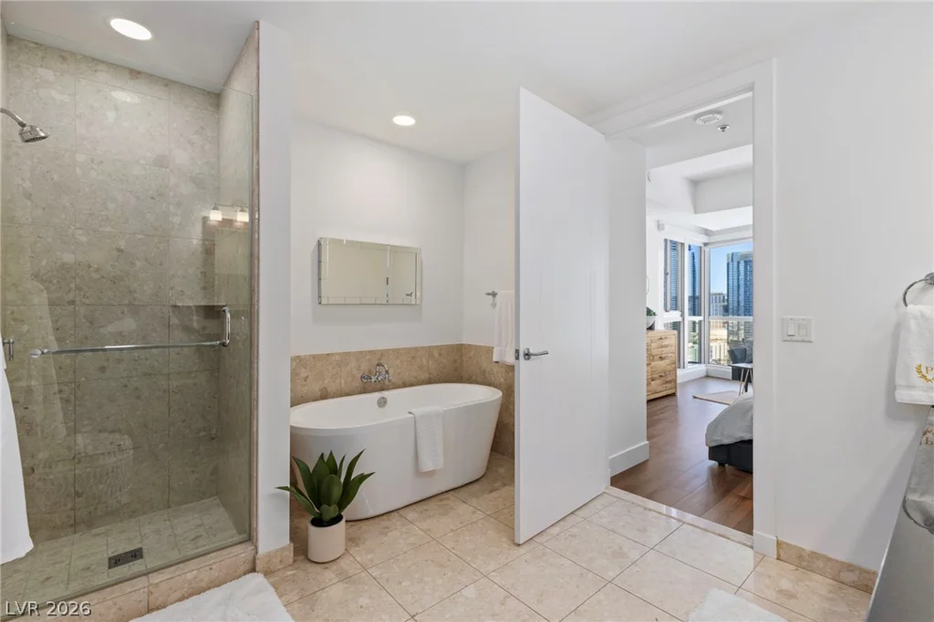 4525 Dean Martin, Las Vegas, NV 89103
