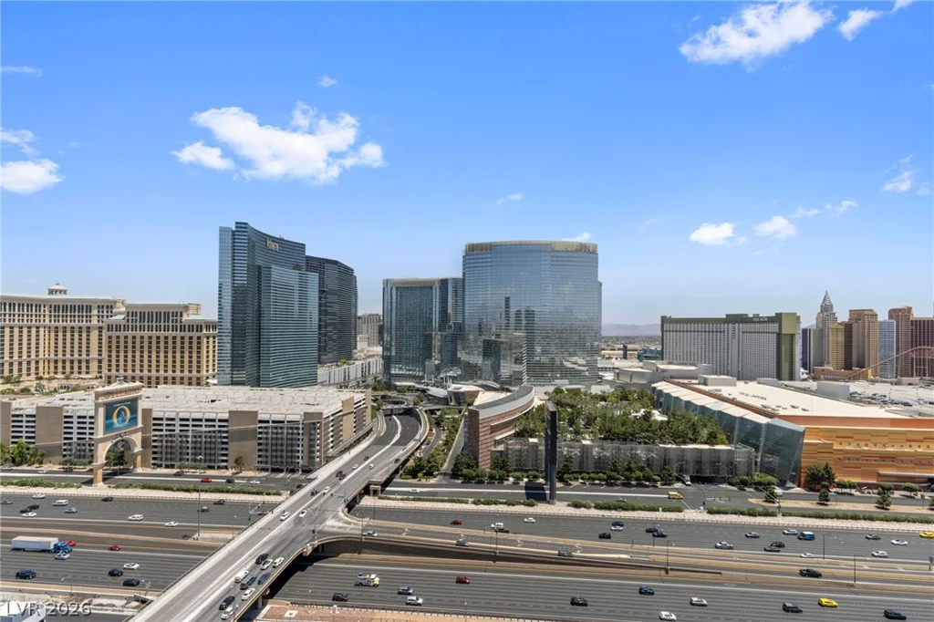 4525 Dean Martin, Las Vegas, NV 89103