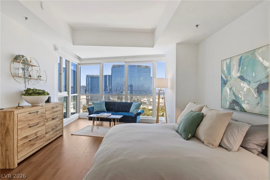 4525 Dean Martin, Las Vegas, NV 89103