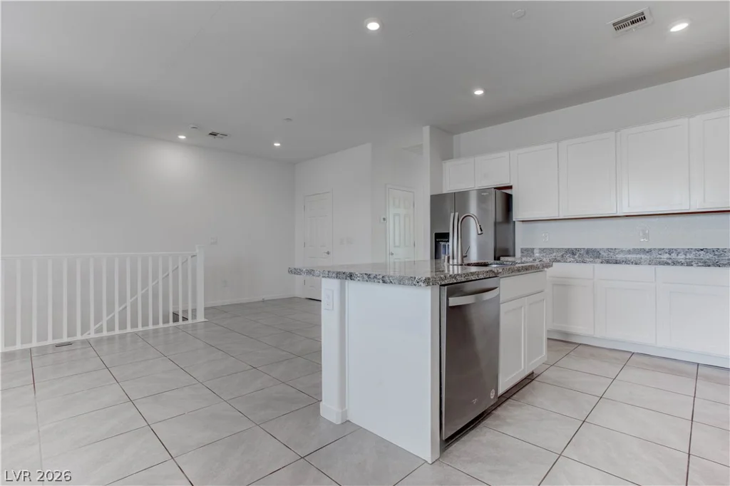 929 Kyanite, Henderson, NV 89011