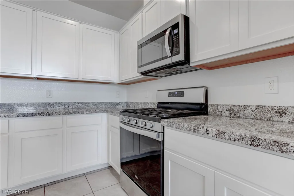 929 Kyanite, Henderson, NV 89011