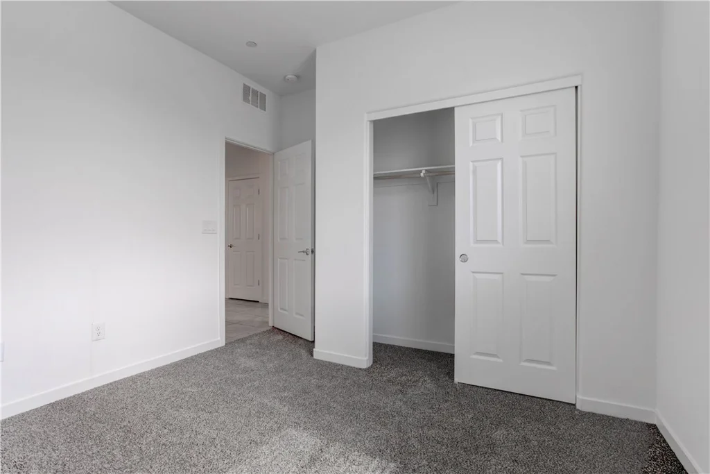 929 Kyanite, Henderson, NV 89011