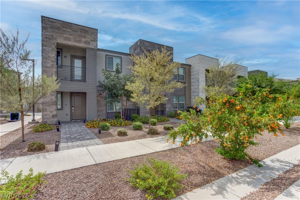 929 Kyanite, Henderson, NV 89011