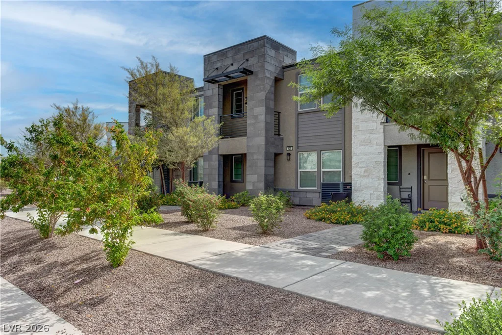 929 Kyanite, Henderson, NV 89011