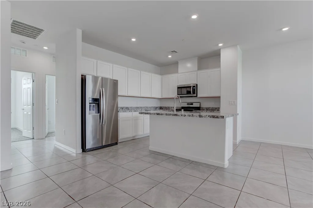 929 Kyanite, Henderson, NV 89011