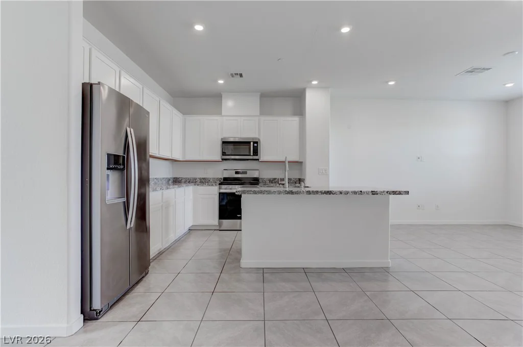 929 Kyanite, Henderson, NV 89011