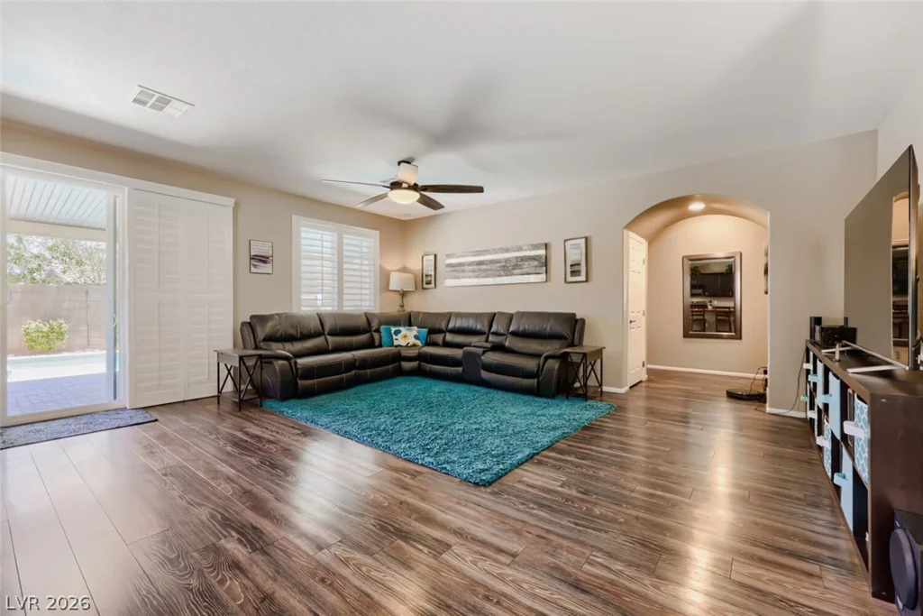 984 Pretty Fire, Las Vegas, NV 89178