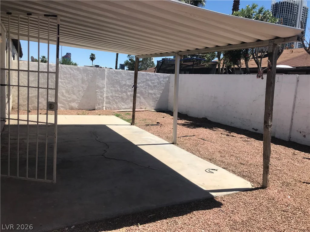 4499 VIA MADRIGAL, Las Vegas, NV 89103
