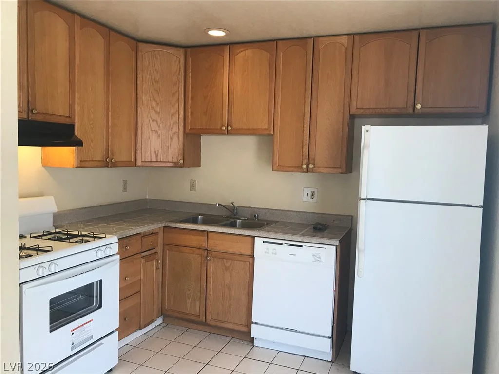 4499 VIA MADRIGAL, Las Vegas, NV 89103