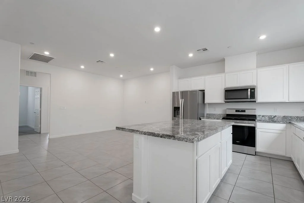 902 Bronzite, Henderson, NV 89011