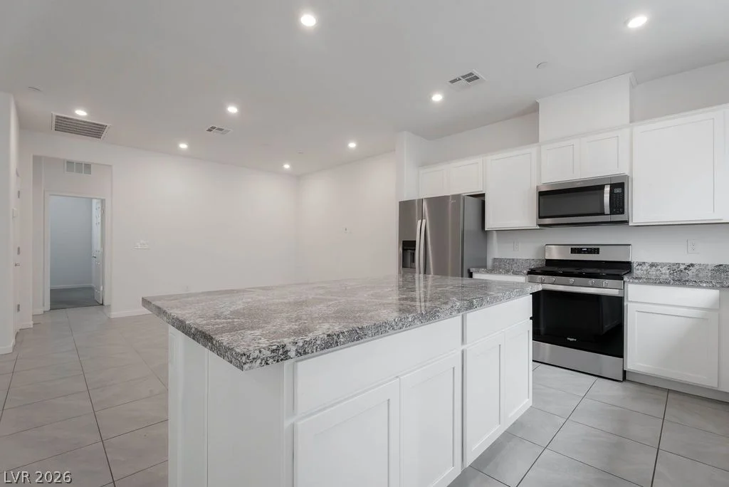 902 Bronzite, Henderson, NV 89011