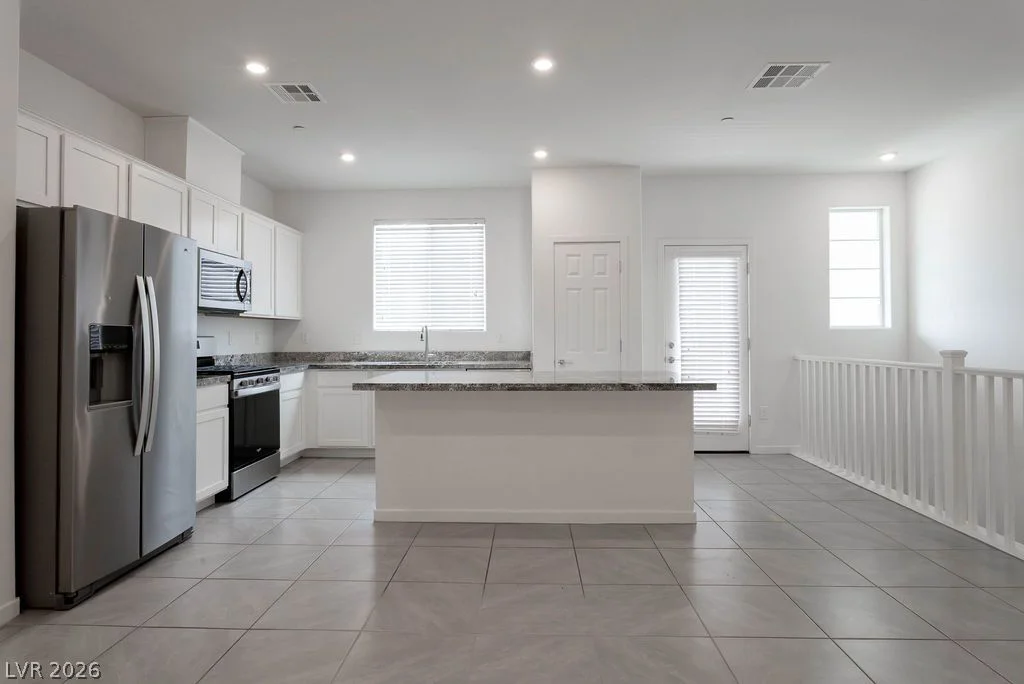 902 Bronzite, Henderson, NV 89011
