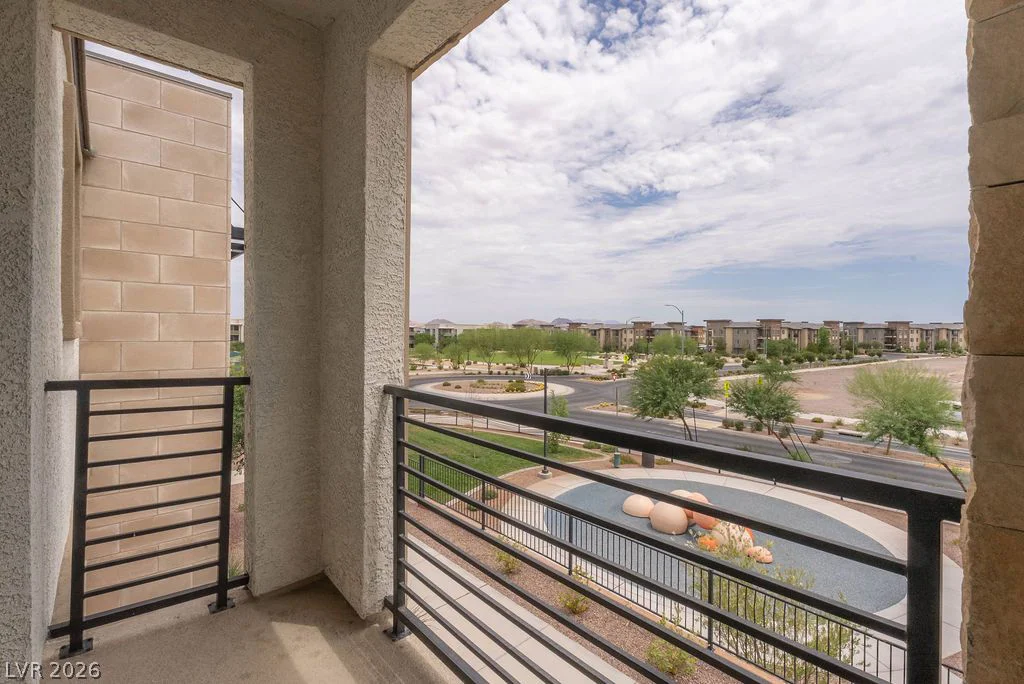 902 Bronzite, Henderson, NV 89011