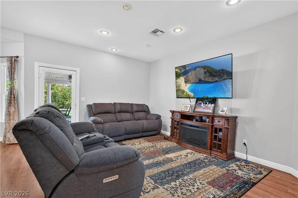 348 Torino, Las Vegas, NV 89123