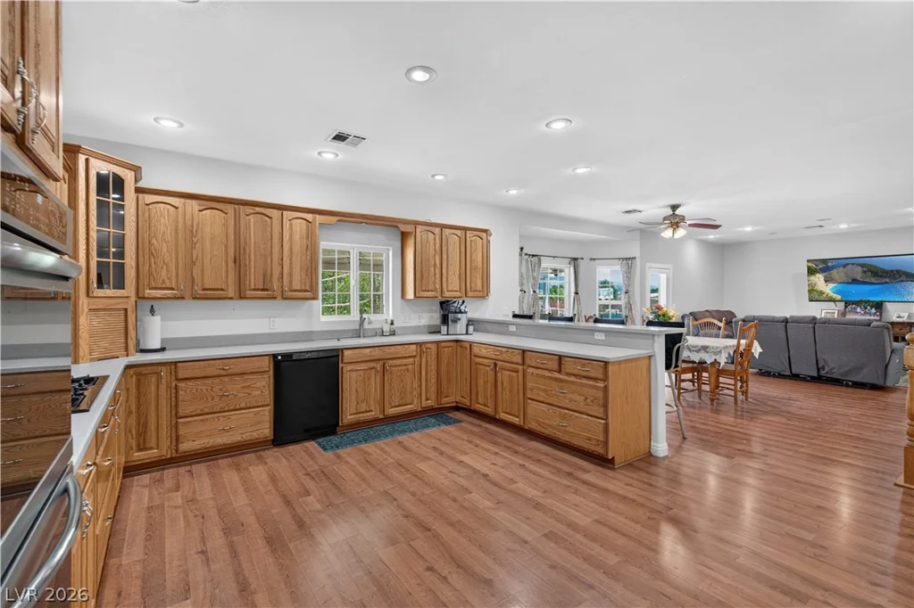 348 Torino, Las Vegas, NV 89123