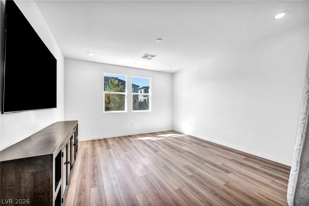 9250 Alden Pointe, Las Vegas, NV 89143
