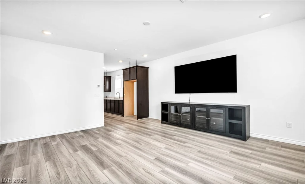 9250 Alden Pointe, Las Vegas, NV 89143