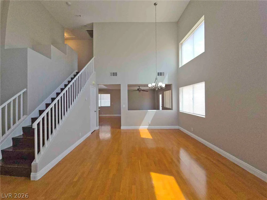 5930 Springmist, North Las Vegas, NV 89031