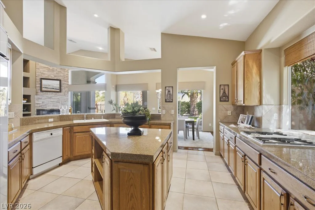 10009 Sienna Peak, Las Vegas, NV 89144