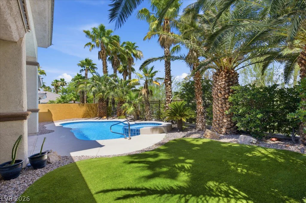 10009 Sienna Peak, Las Vegas, NV 89144